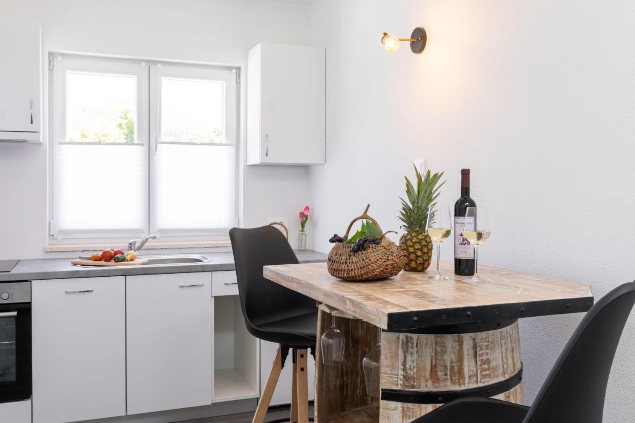 Maloa One Bedroom Apartment Смоквица Экстерьер фото